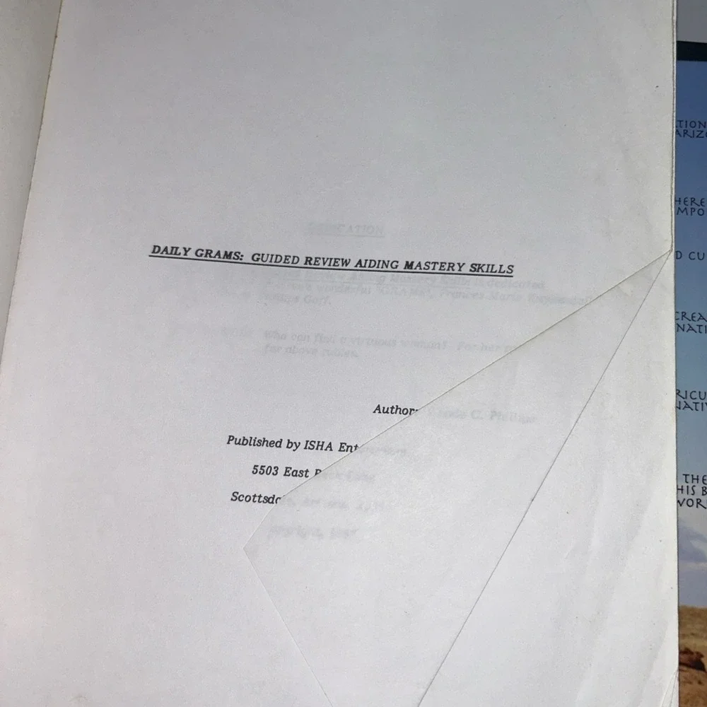 Daily Grams: Guided‎ Review Aiding Mastery Skills JR/SR High